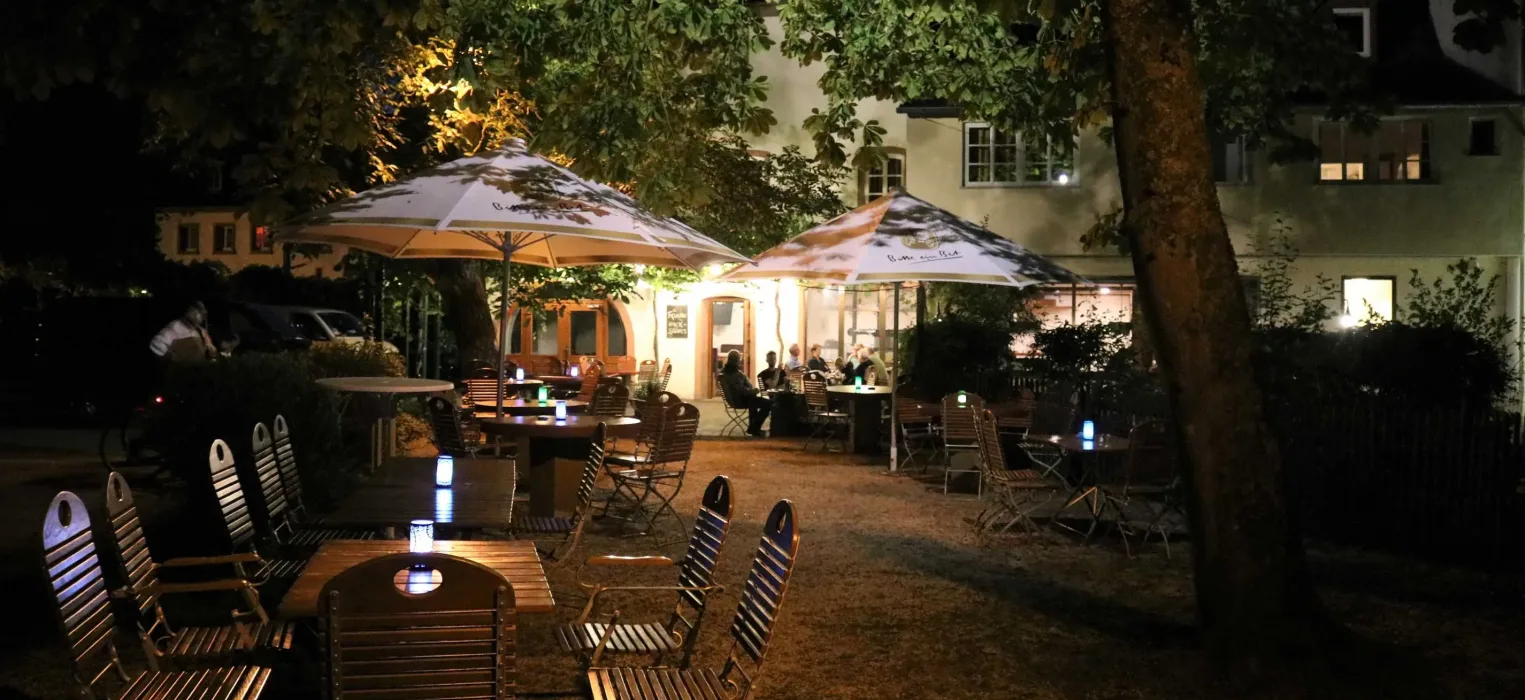 Restaurant Hotel Karlsmühle in Mertesdorf Gartenansicht Restaurant Hotel Karlsmühle in Mertesdorf
