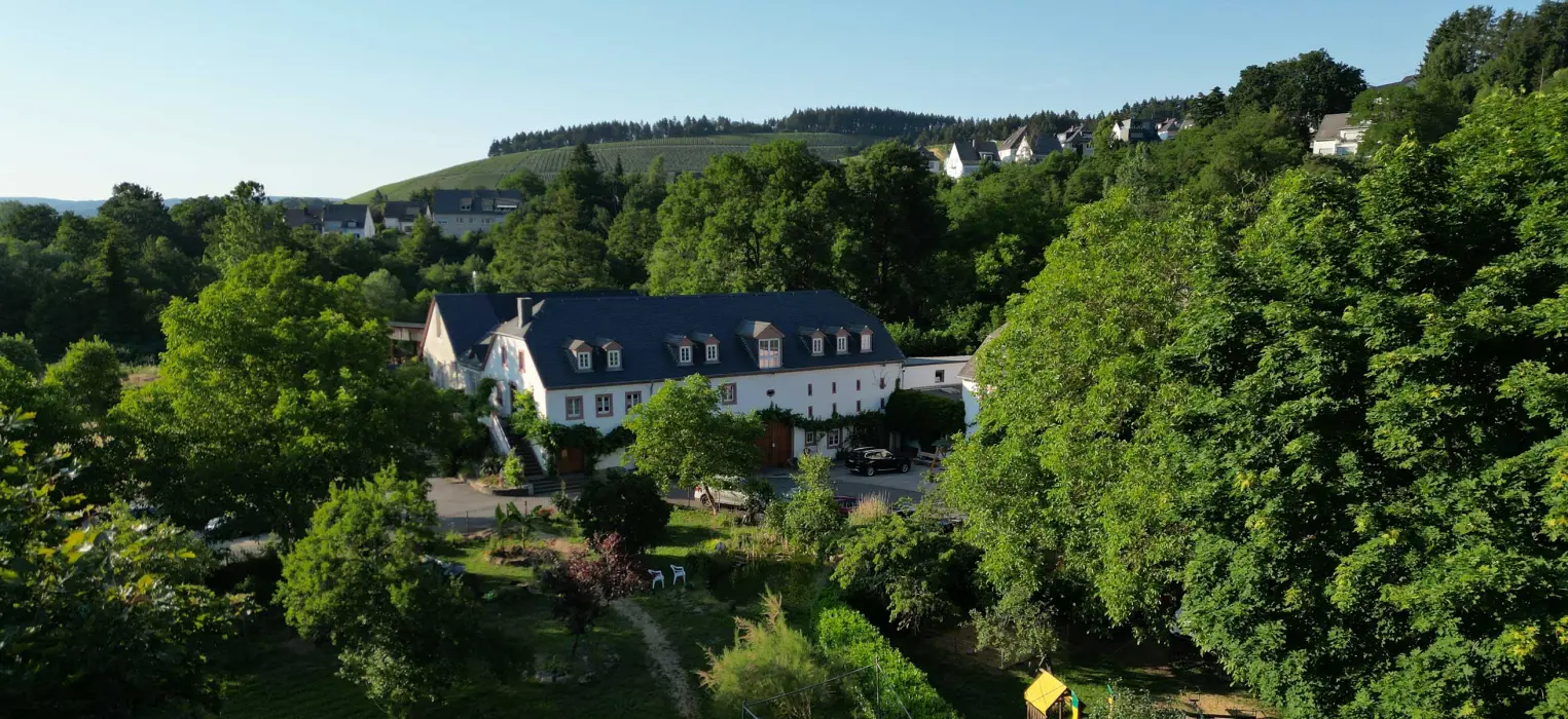 Kontakt & Anfahrt Hotel Karlsmühle Restauranz Weingut in Mertesdorf Hotel Karlsmühle Restauranz Weingut in Mertesdorf